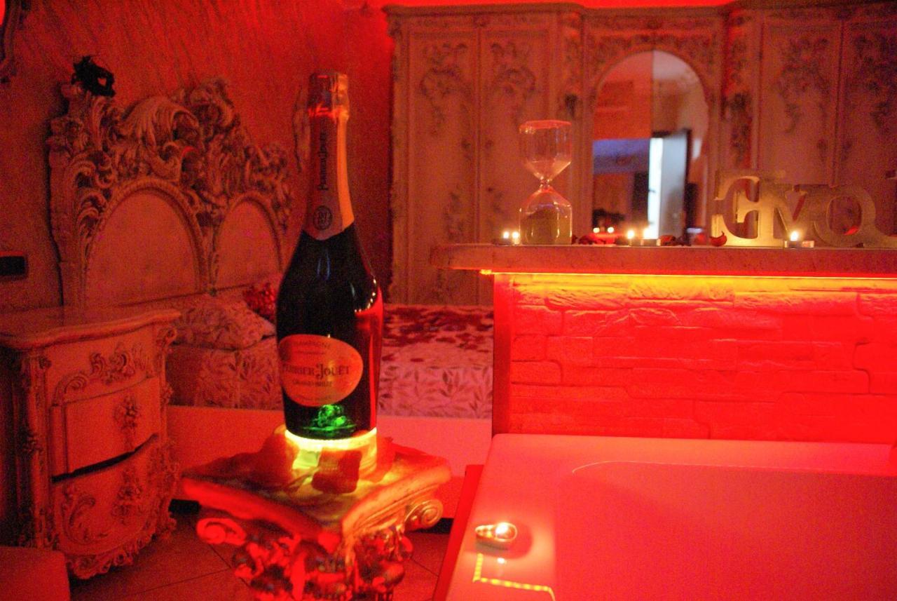 Gold Luxury Suite Home Roma Luaran gambar