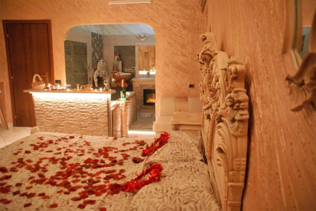 Gold Luxury Suite Home Roma Luaran gambar