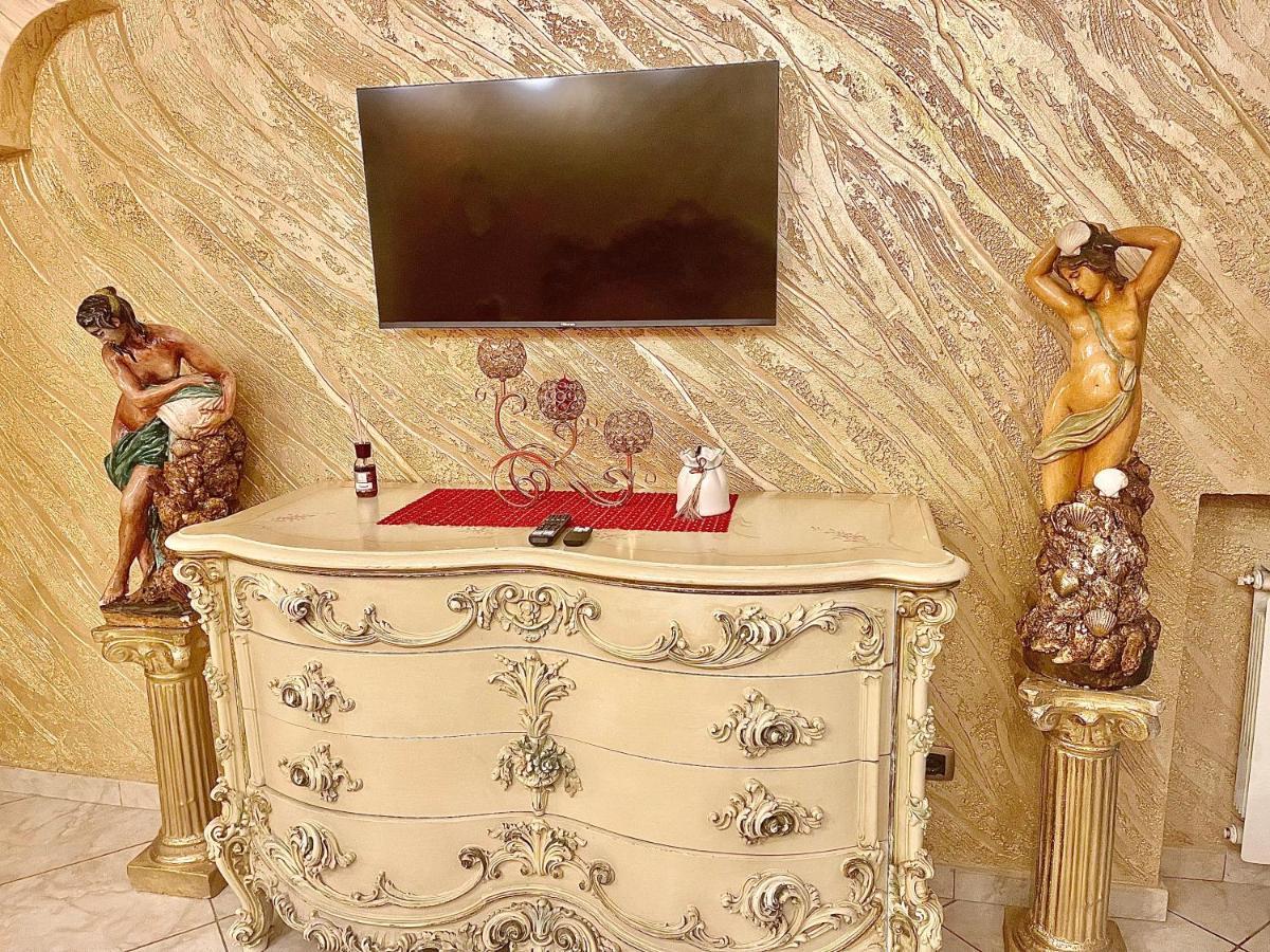 Gold Luxury Suite Home Roma Luaran gambar