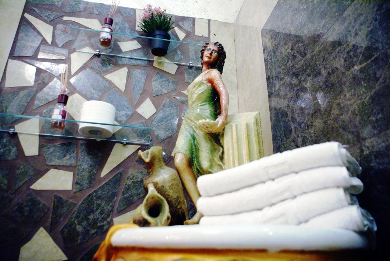 Gold Luxury Suite Home Roma Luaran gambar