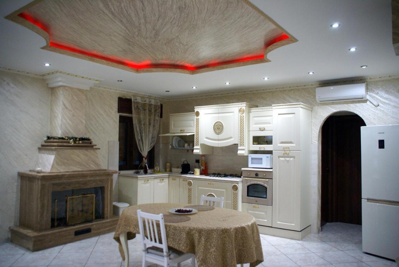 Gold Luxury Suite Home Roma Luaran gambar